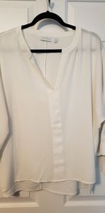 Beautiful flowy New York and Company Shirt.